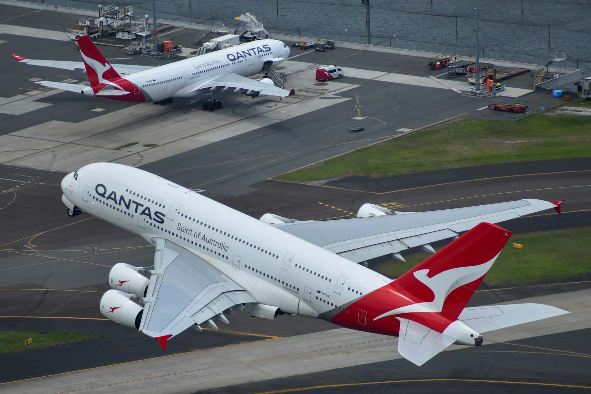 Jetstar Asia Shutdown Hits Singapore’s Economic Recovery