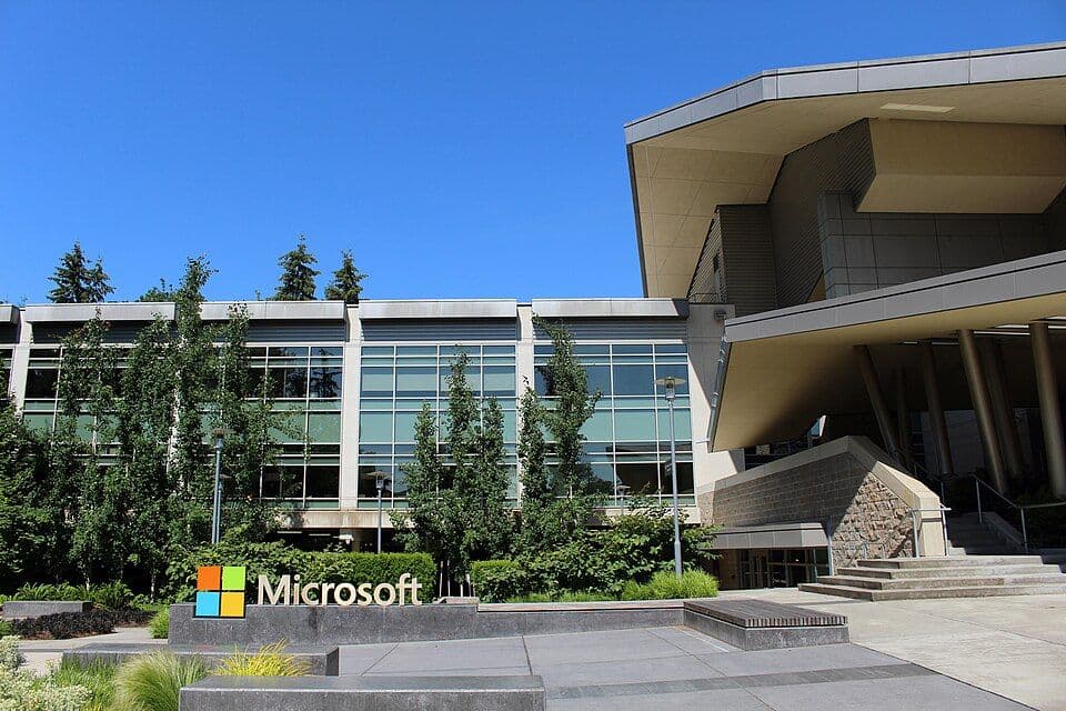 Microsoft’s AI Coding Agents Stumble as Developers Uncover Bugs in GitHub Rollout