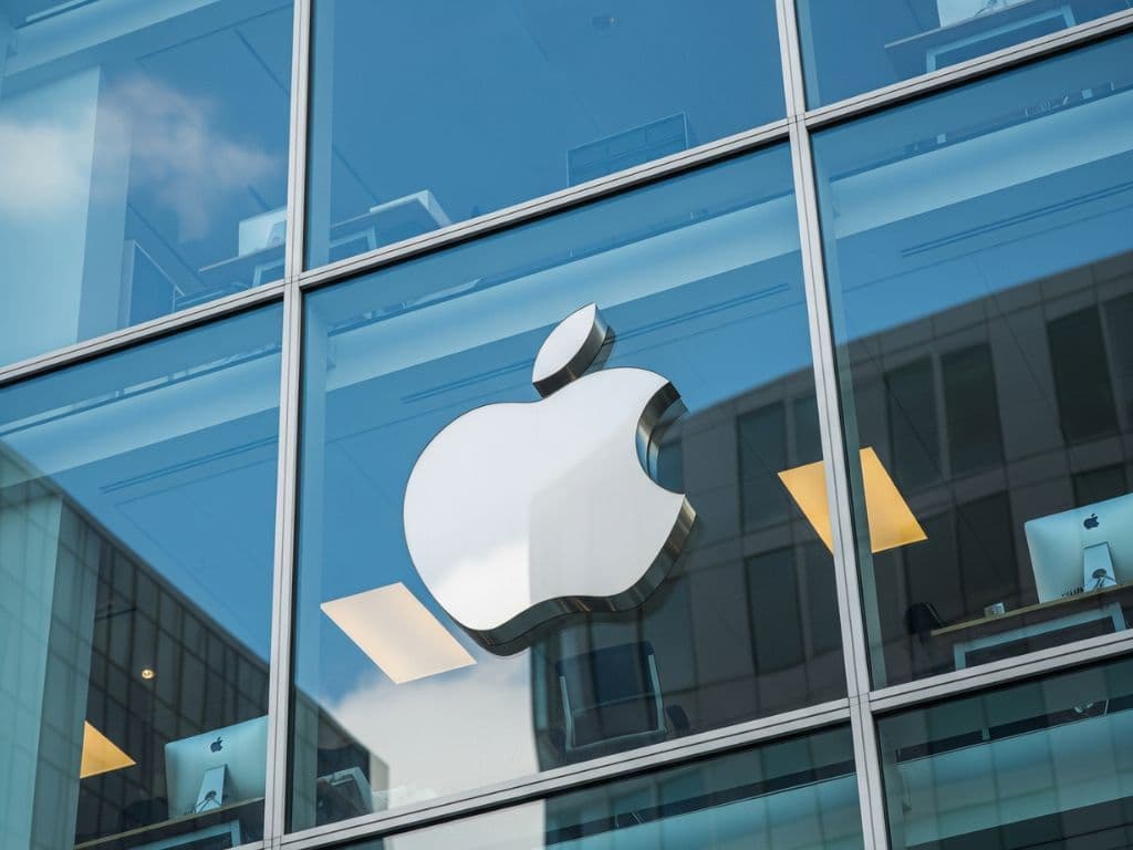 Apple’s WWDC 2025: iOS 19, AI Innovations, and a VisionOS-Inspired Redesign on the Horizon