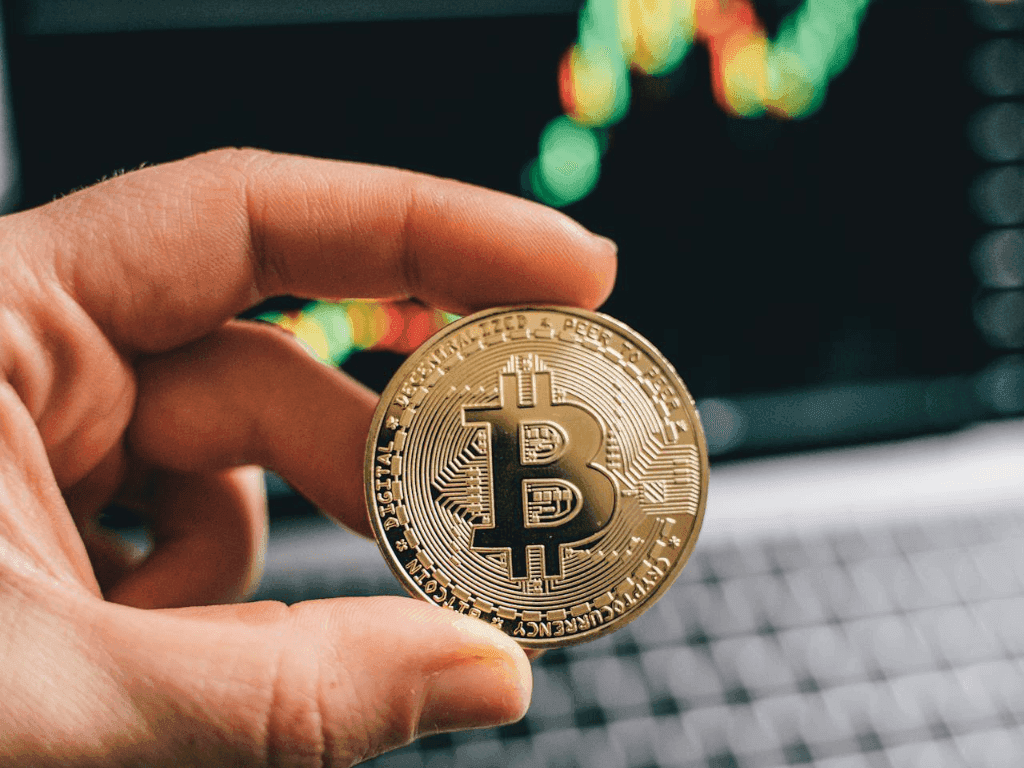 Bitcoin Shatters Records, Soars Past $118,000 as Investors Rush In!
