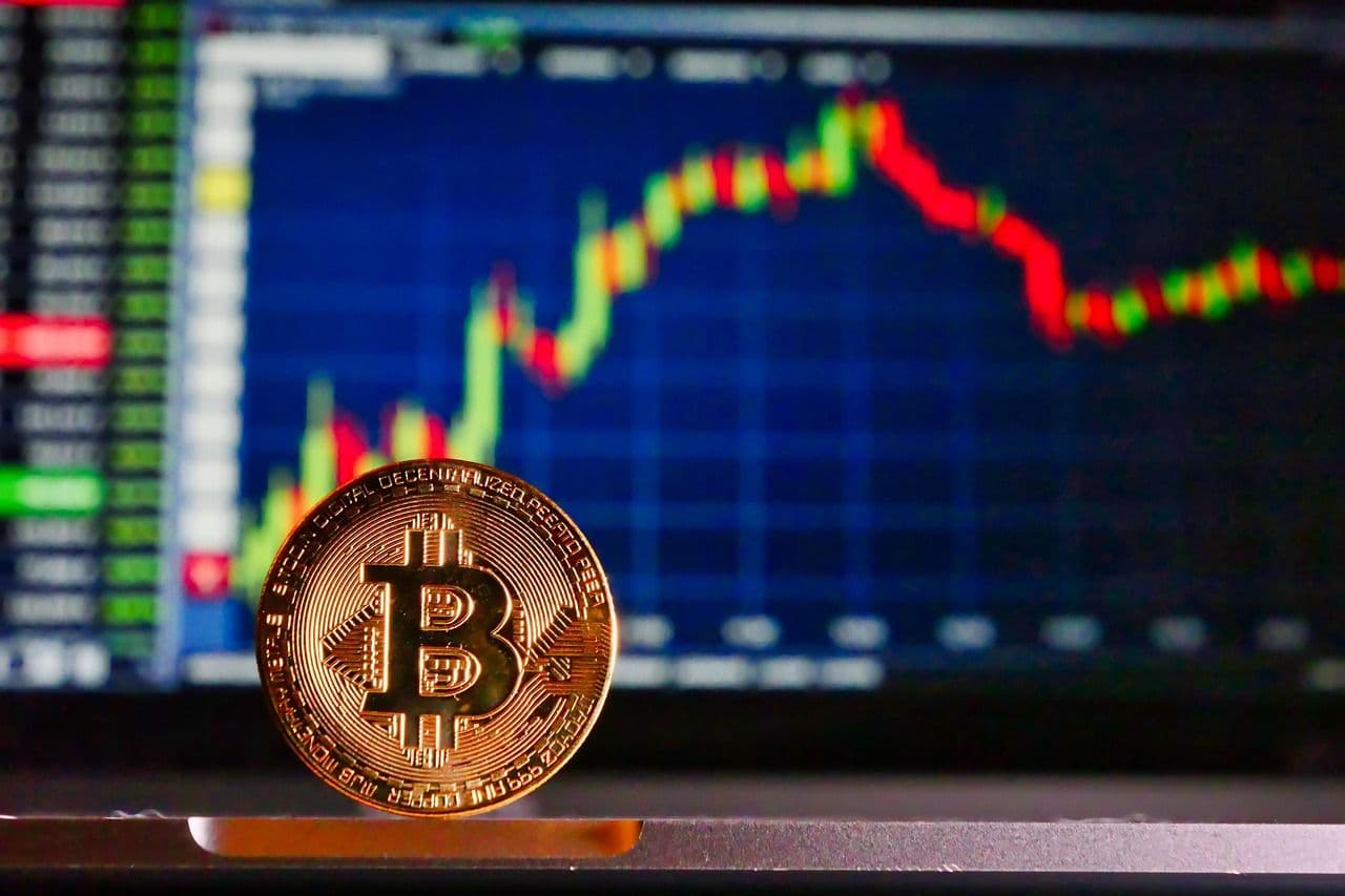 Crypto Titan’s Bold Bet: $111M Bitcoin Short Sparks Market Frenzy