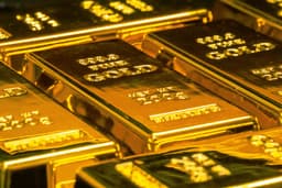 Gold Prices Dip Below $3,300 as USD Rebounds, Yet Resilience Shines Amid Global Tensions