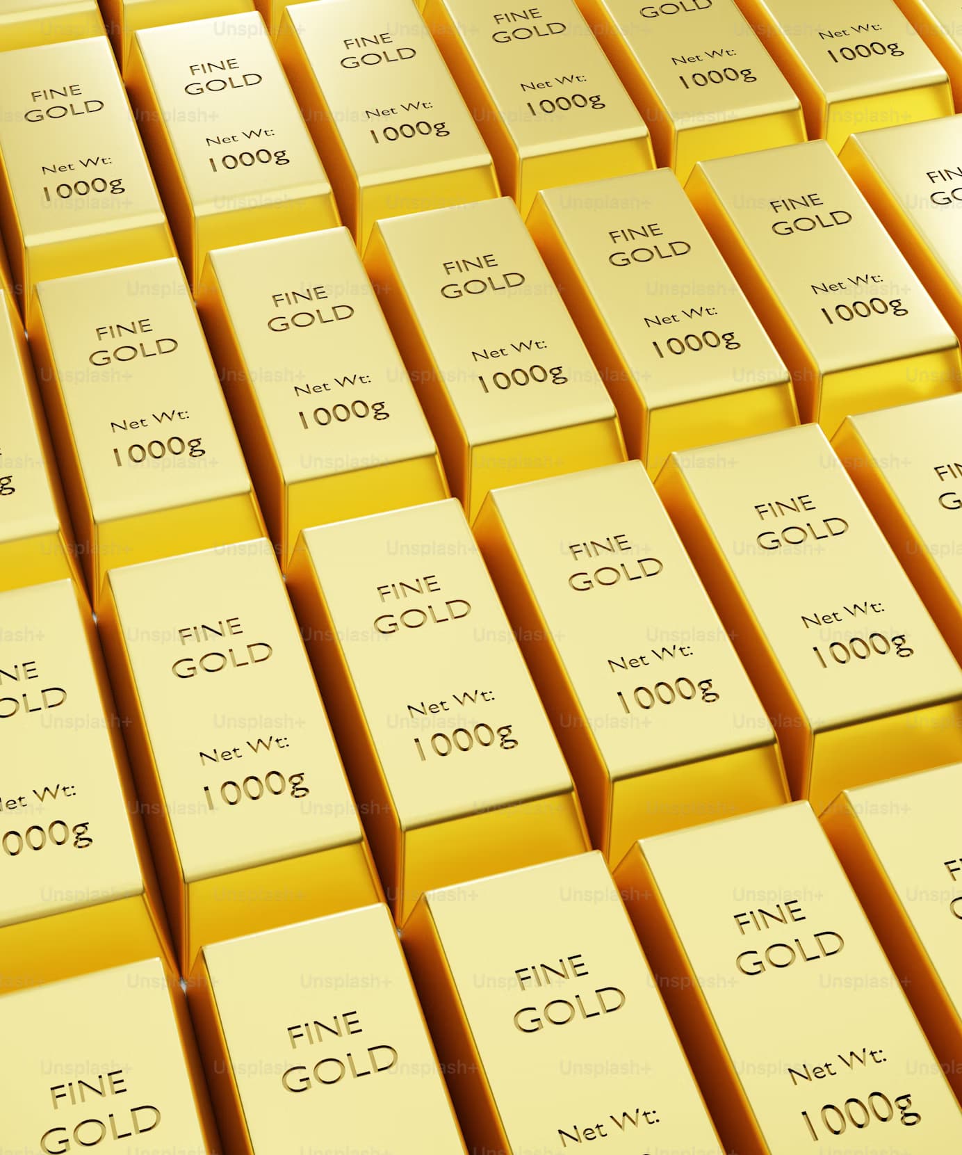 Gold Prices Dip from Two-Week High as Dollar Gains, U.S. Debt Concerns Linger