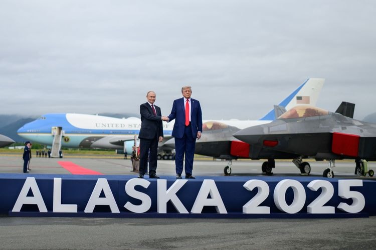 U.S. President Donald Trump and Russian President Vladimir Putin during their meeting in Alaska. (Image: The White House/X)